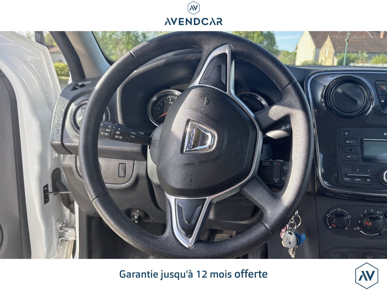 
                                                Voiture
                                                 Dacia Sandero 2 II (2) 1.0 SCE 75 AMBIANCE
