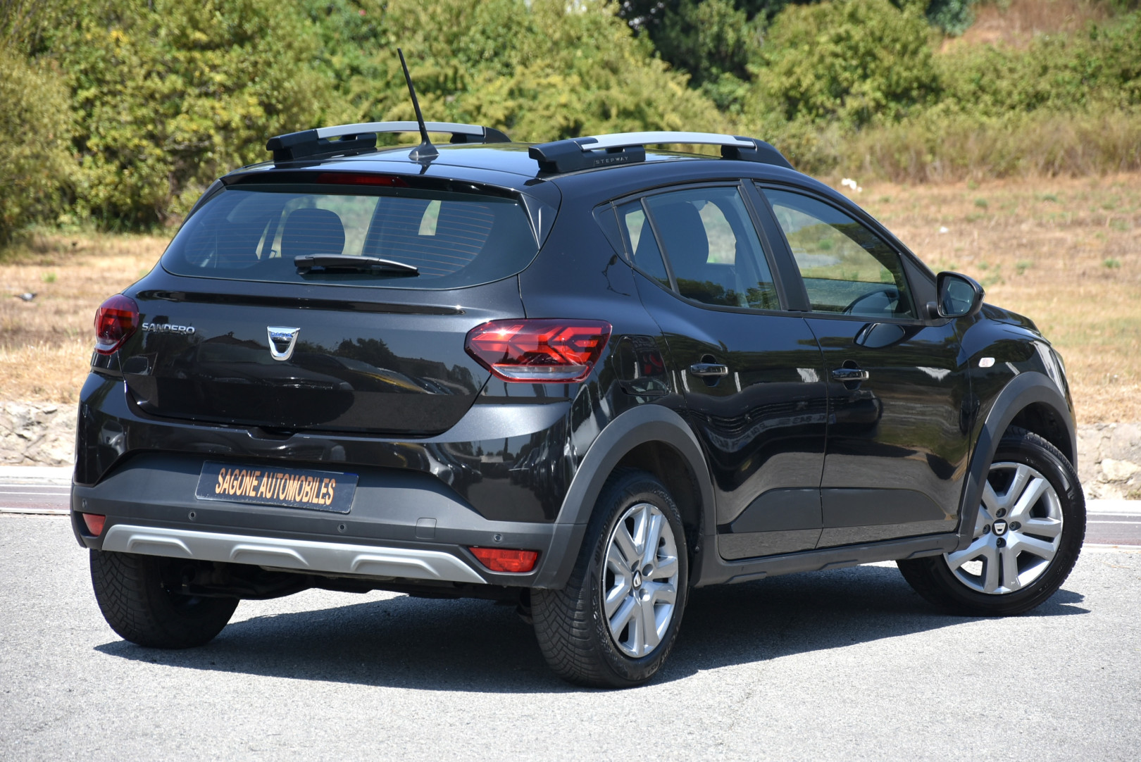 
                                                Voiture
                                                 Dacia Sandero 3 1.0 ECO-G 100 STEPWAY Confort