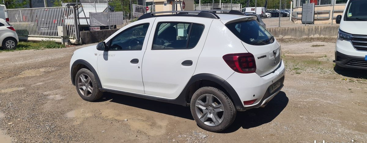 
                                                Voiture
                                                 Dacia sandero stepway 0.9 tce 90 ch