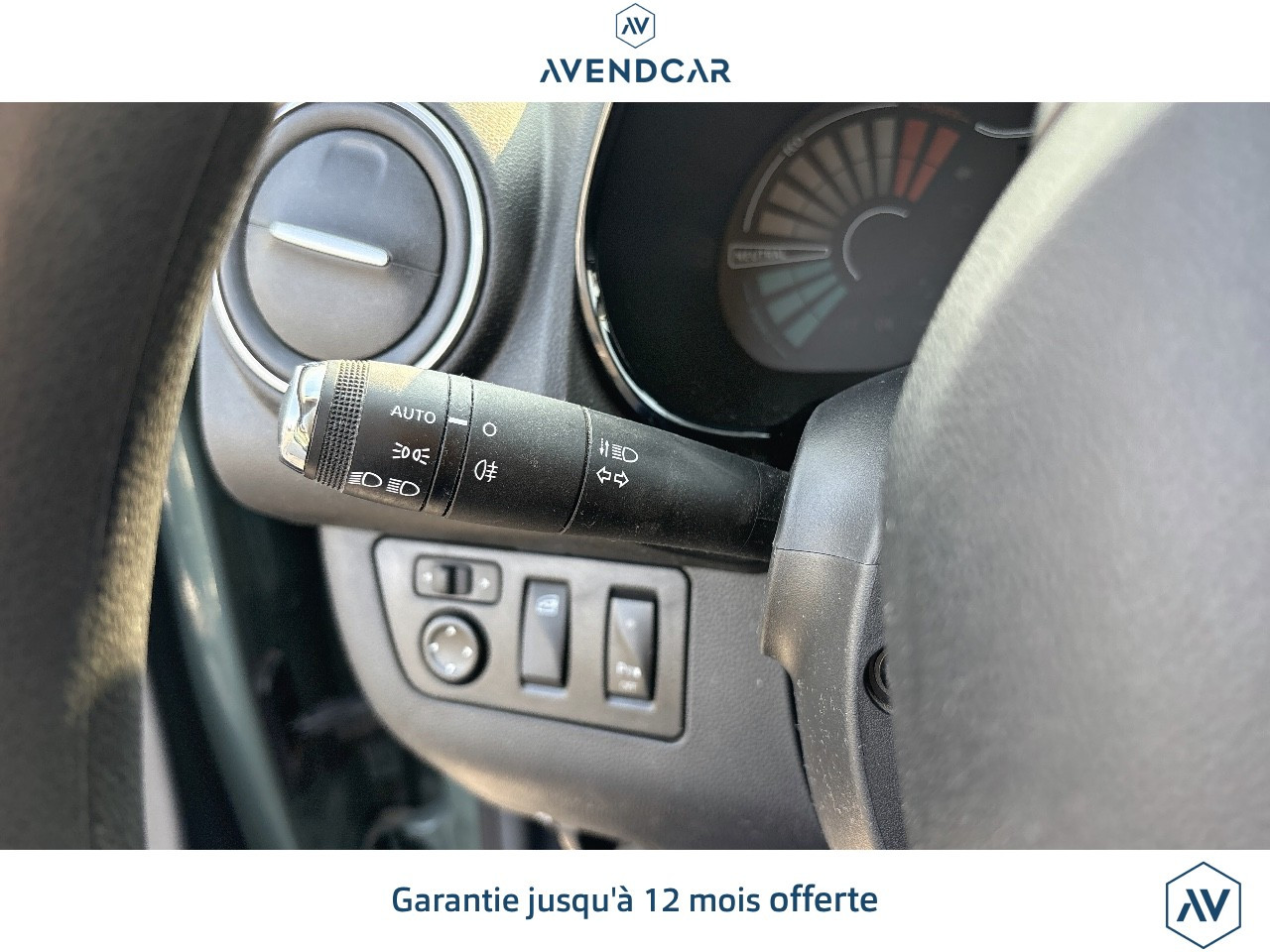 
                                                Voiture
                                                 Dacia Spring ESSENTIAL