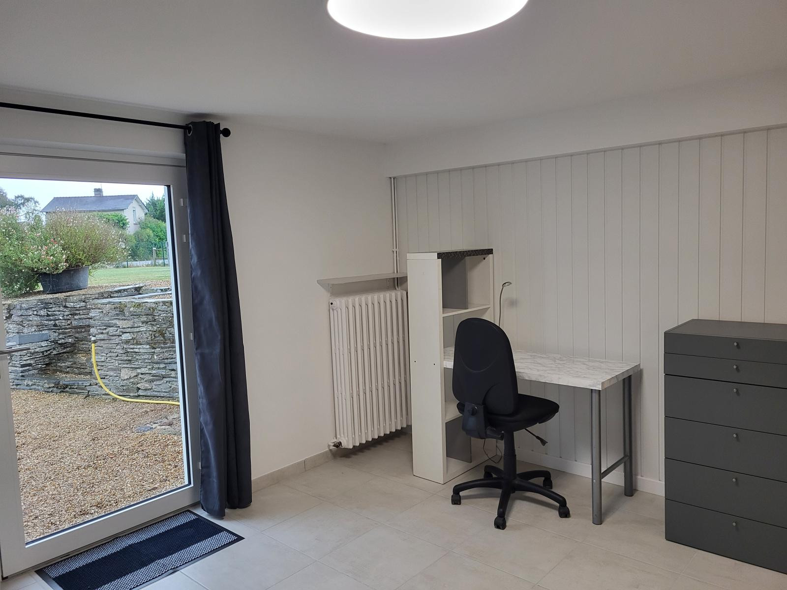 
                                                Location
                                                 Dans Maison : Appart T2 refait à neuf !