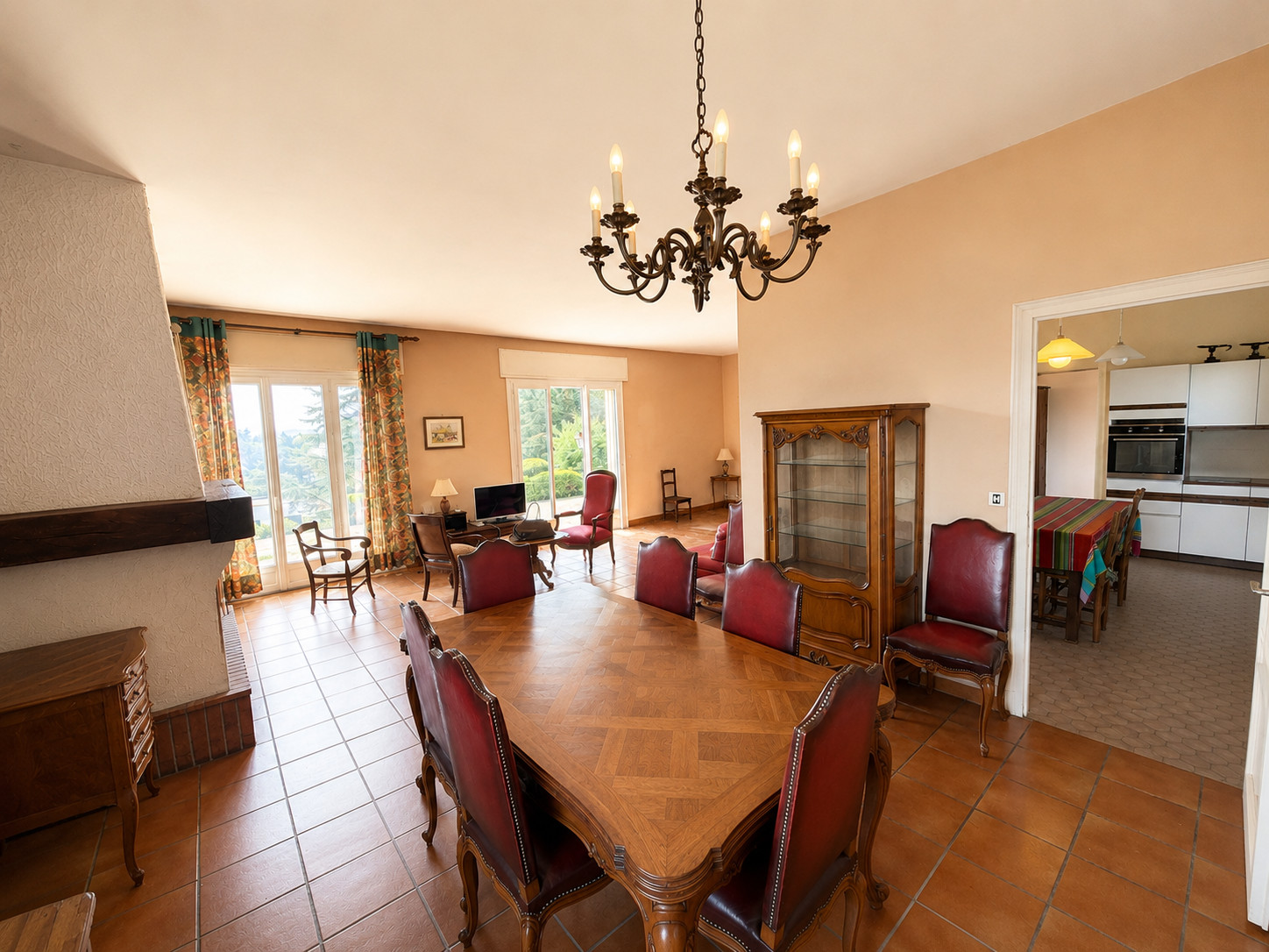 
                                                Vente
                                                 DARDILLY LE HAUT – PROPRIÉTÉ DE CARACTÈRE AVEC VUE PANORAMIQUE SUR LYON