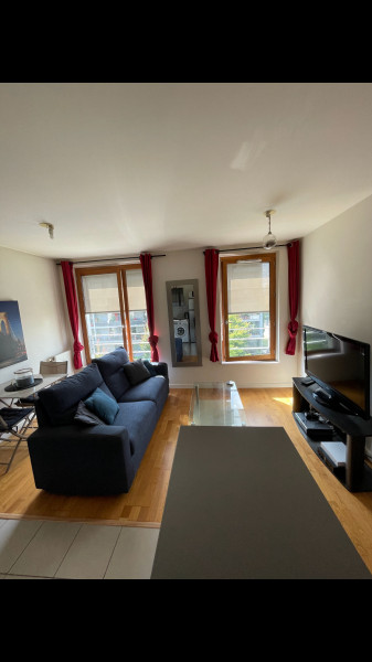 
                                                Vente
                                                 Découvrez beau T2  fonctionnel de 40m²