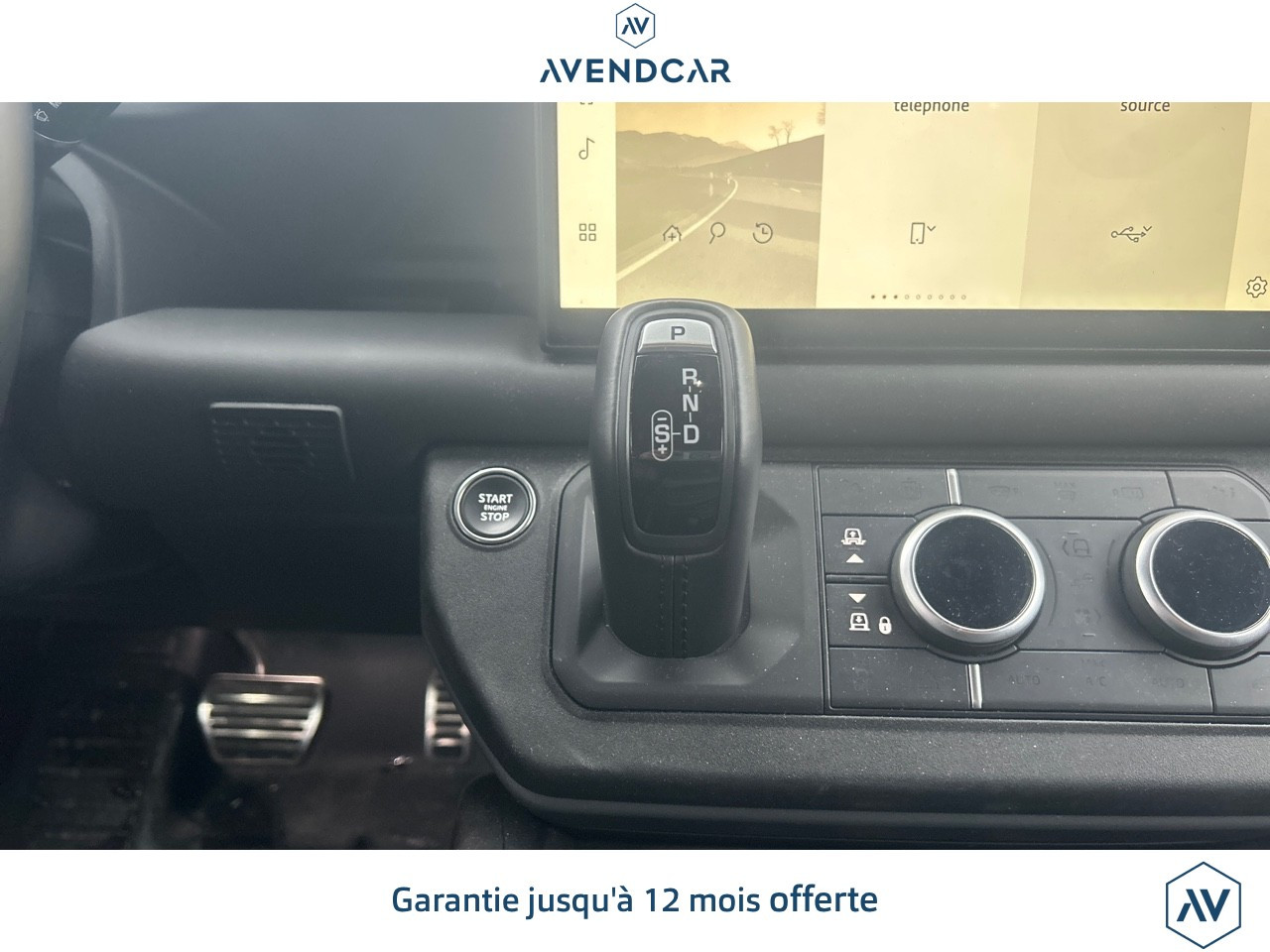 
                                                Voiture
                                                 DEFENDER 110 2.0 P400E 404H 300 PHEV HYBRID 19.2KWH X-DYNAMIC HSE 4WD BVA