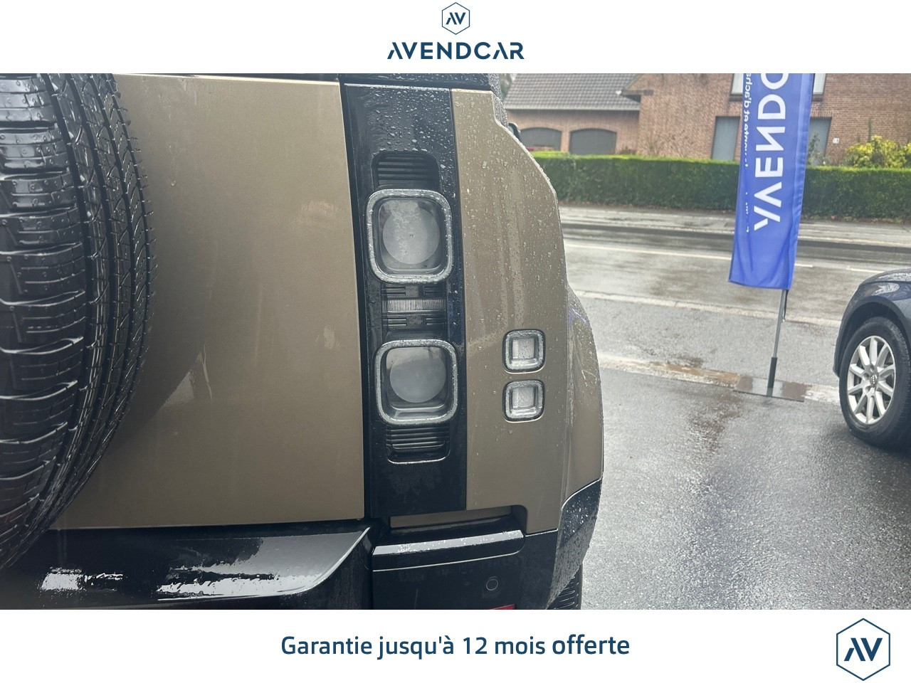 
                                                Voiture
                                                 DEFENDER 110 2.0 P400E 404H 300 PHEV HYBRID 19.2KWH X-DYNAMIC HSE 4WD BVA