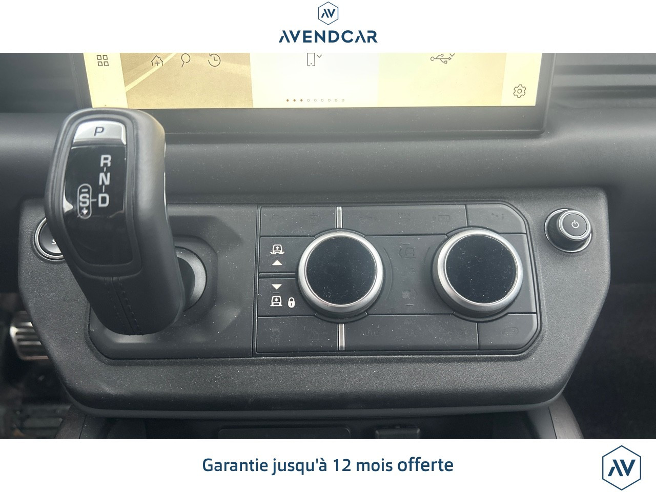 
                                                Voiture
                                                 DEFENDER 110 2.0 P400E 404H 300 PHEV HYBRID 19.2KWH X-DYNAMIC HSE 4WD BVA