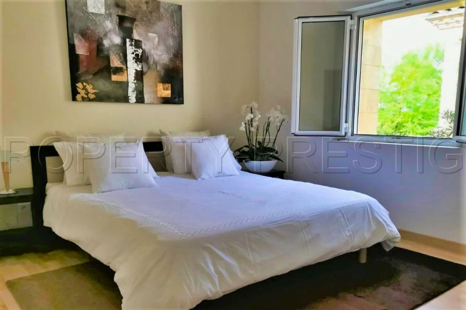 
                                                Vente
                                                 DEMEURE DE STANDING EN PERIGORD NOIR 1 ha