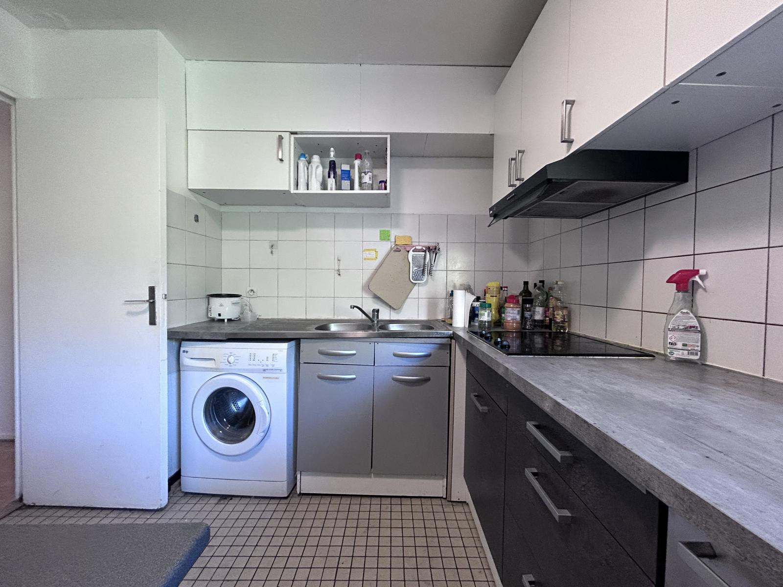 
                                                Colocation
                                                 Demi-studio meublé salle de bain et WC privatifs