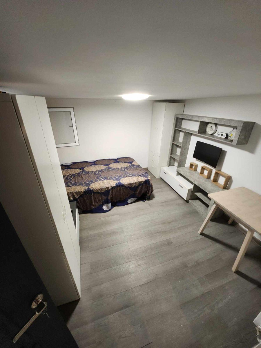 
                                                Location
                                                 Dépendance de maison autonome limite saint priest