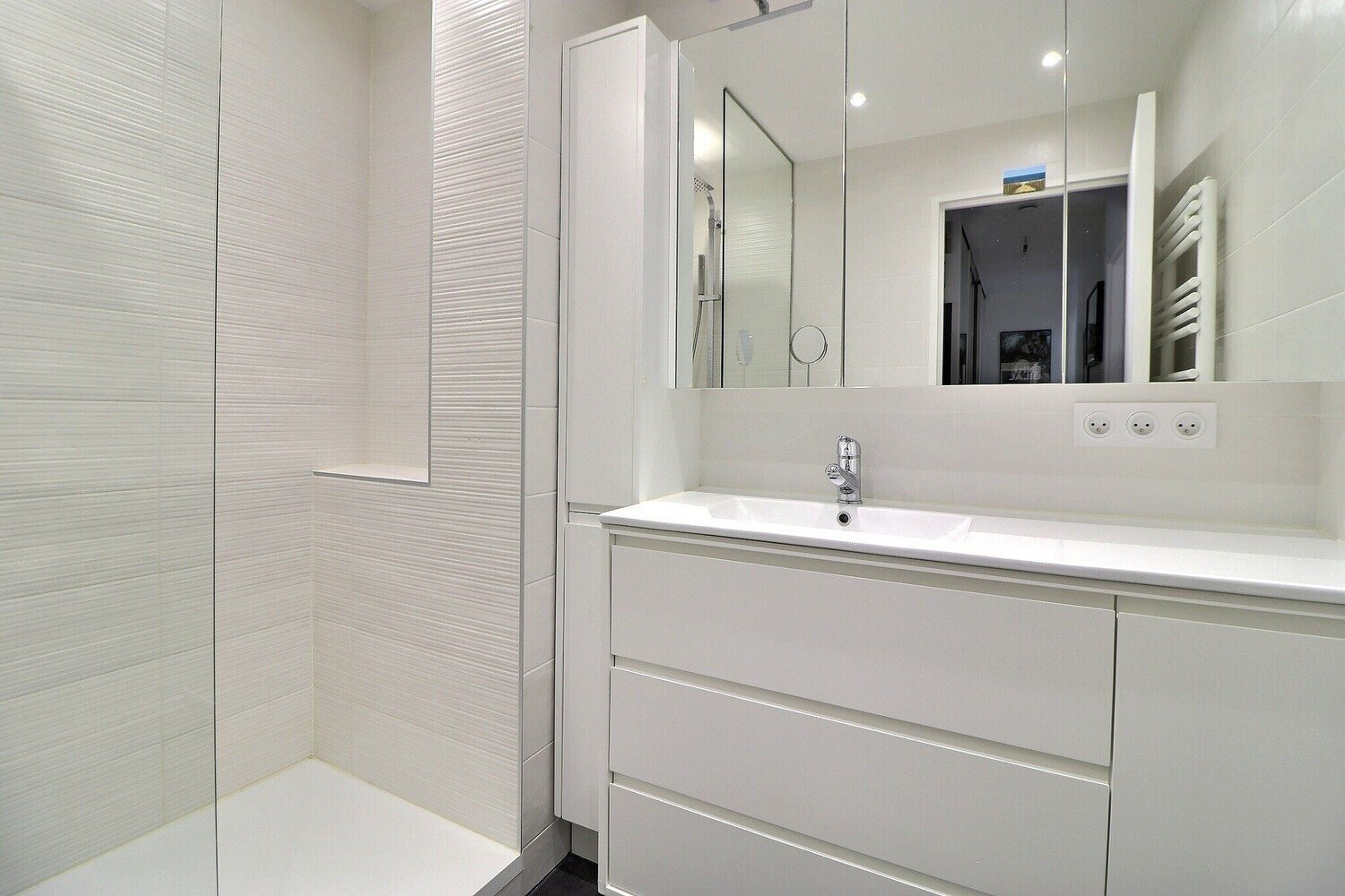 
                                                Vente
                                                 Dernier étage - 4 pièces - 80m² - Balcon
