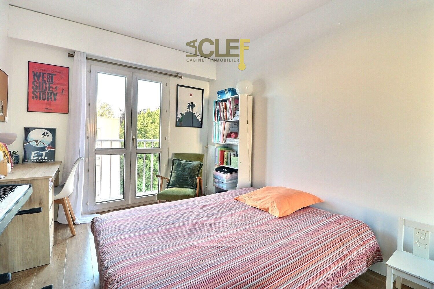 
                                                Vente
                                                 Dernier étage - 4 pièces - 80m² - Balcon