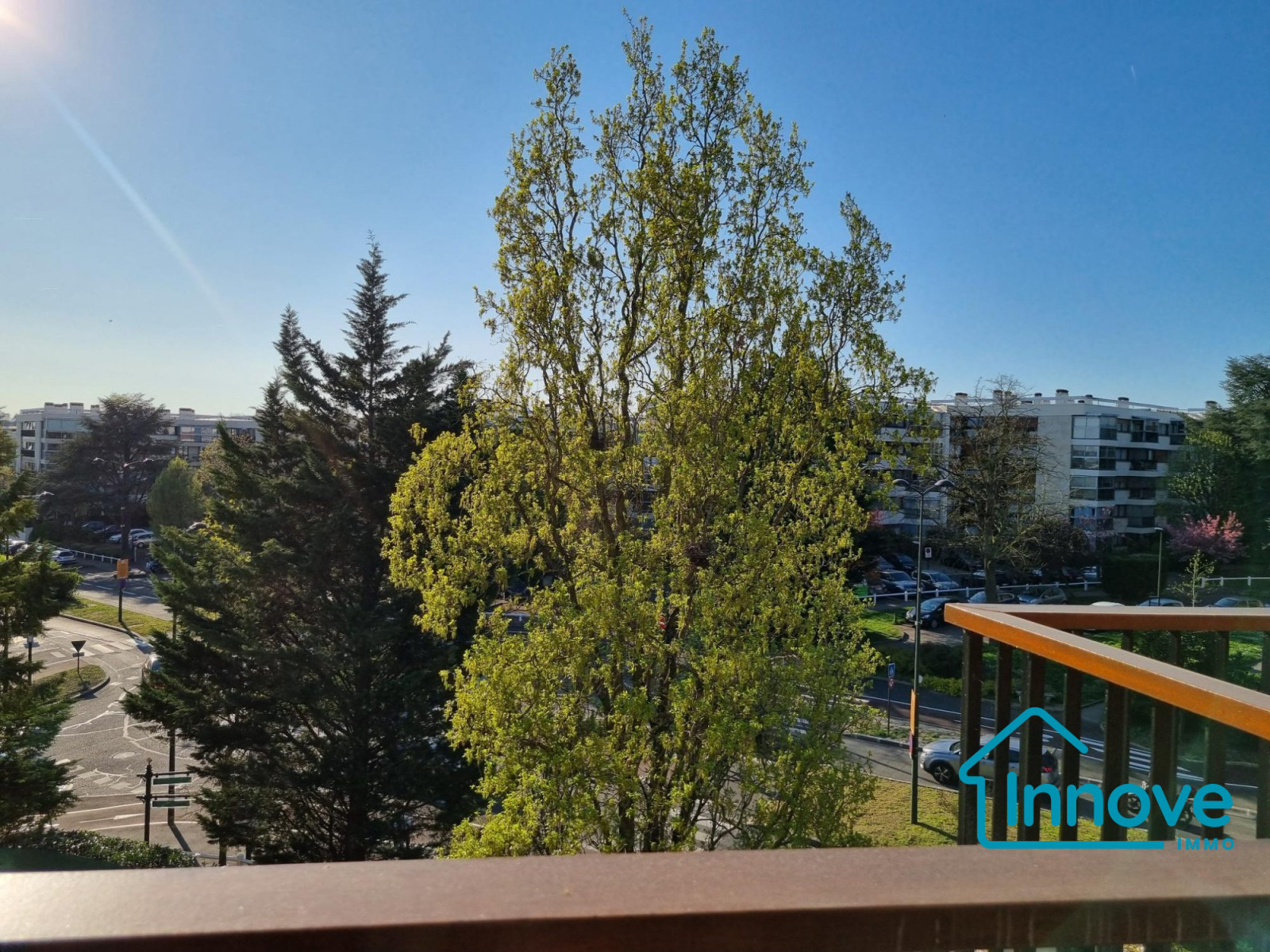 
                                                Vente
                                                 Dernier étage, appartement 109 m² 3/4 chbres centre ville