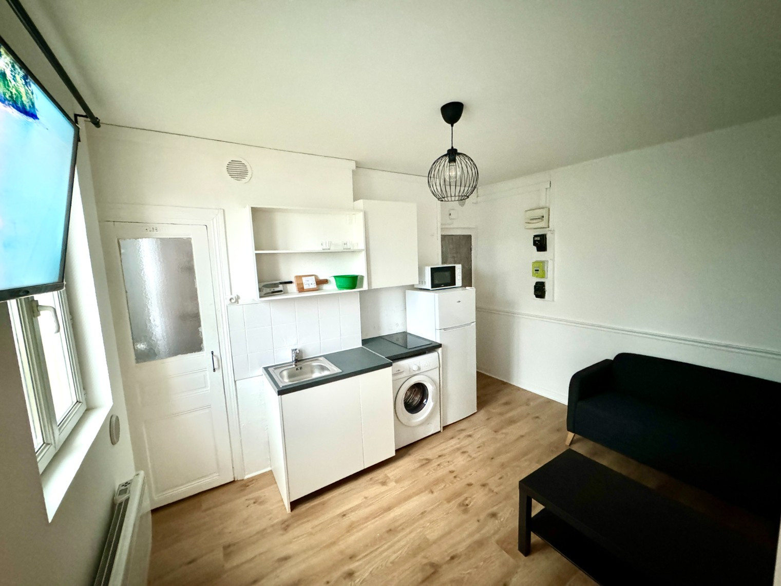 Location
                                                 Dernier étage avec vue dégagée