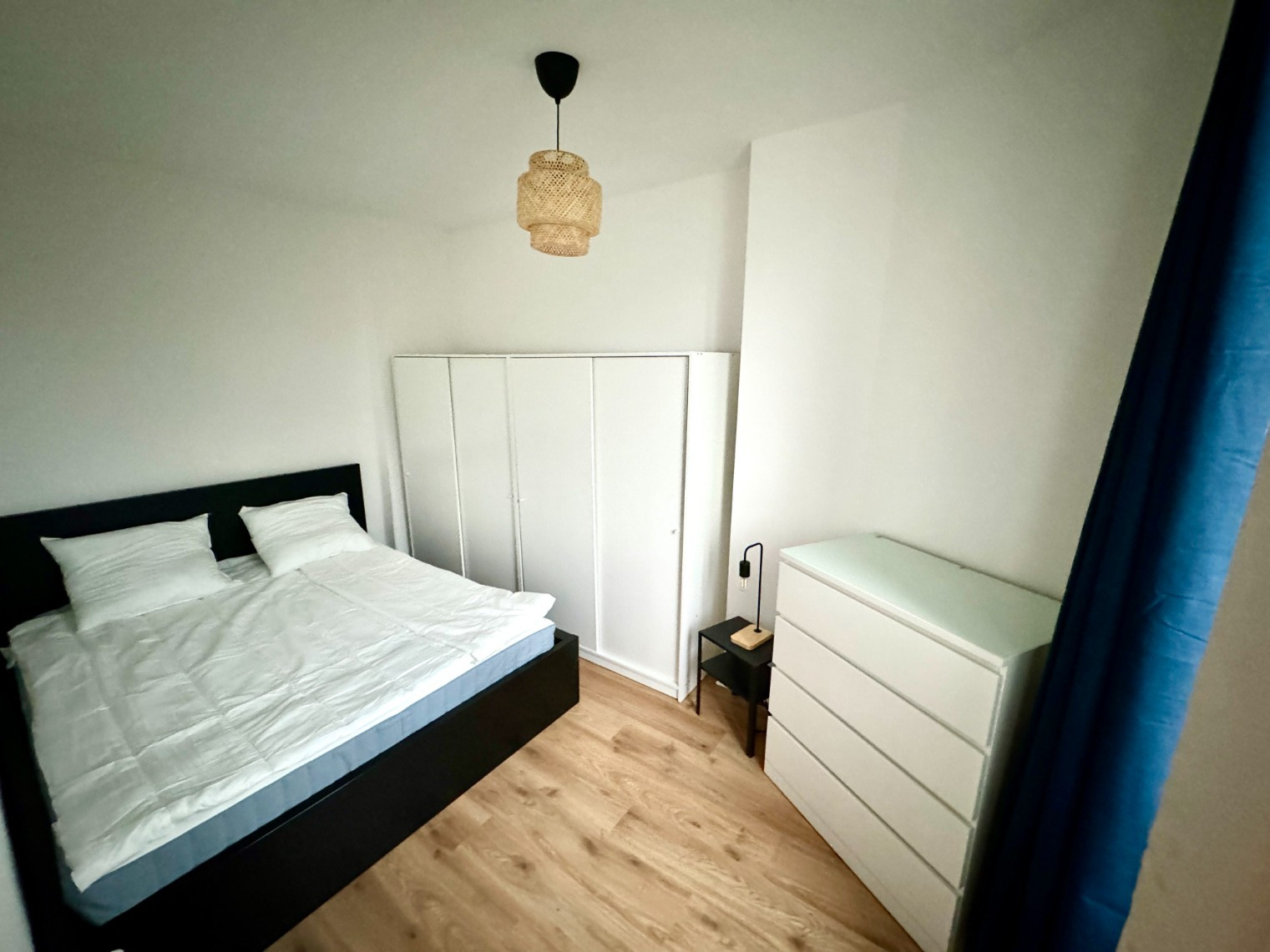 Location
                                                 Dernier étage avec vue dégagée