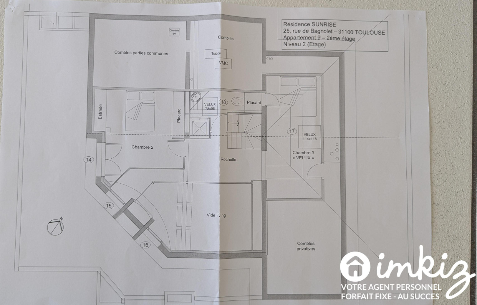 
                                                Vente
                                                 dernier étage possibilité 2 logments indépenants