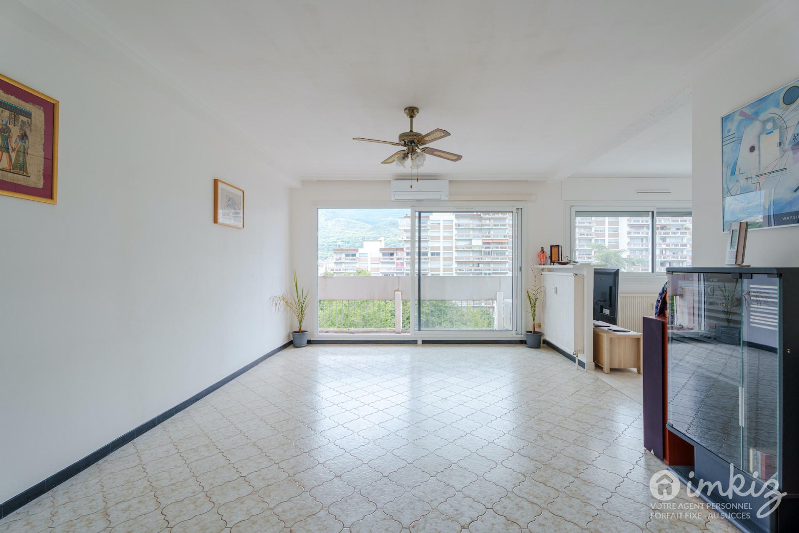 
                                                Vente
                                                 Dernier étage, vue dégagée, balcon 16m²