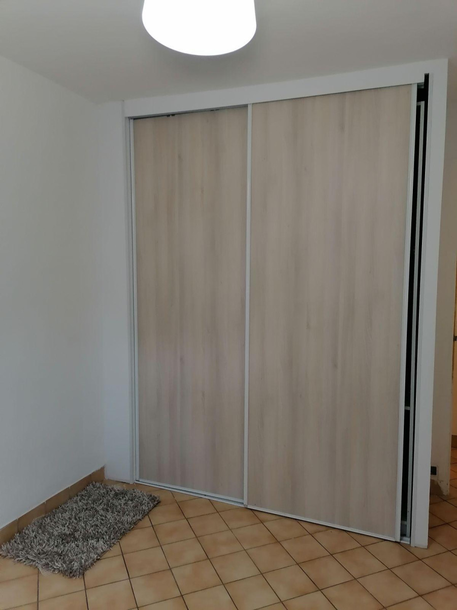 
                                                Location
                                                 Dernière maison dans une rue en impasse