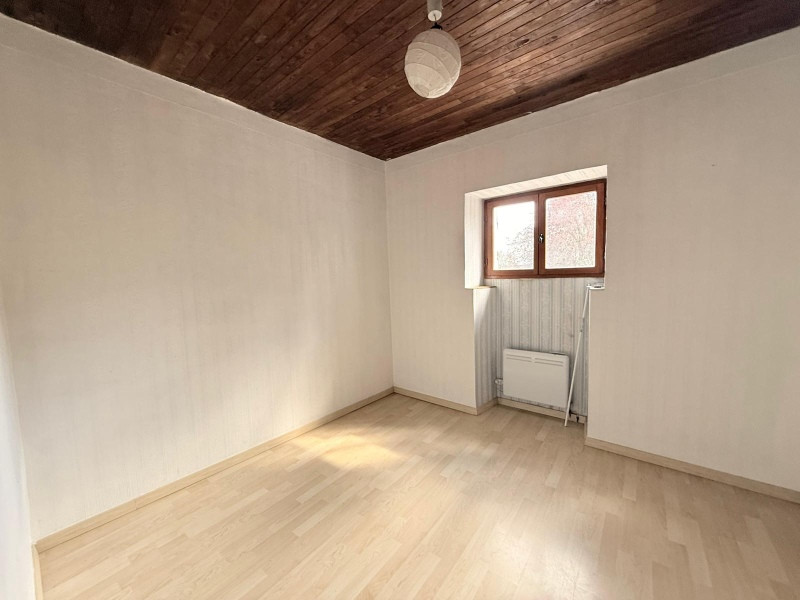 
                                                Vente
                                                 Deux maisons d'habitations