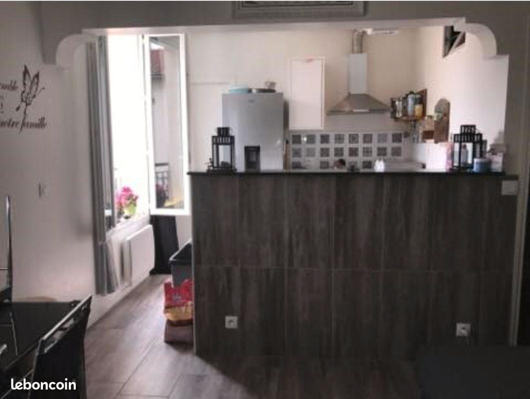 
                                                Location
                                                 Deux-pièces de 32 m² moderne & cosy.