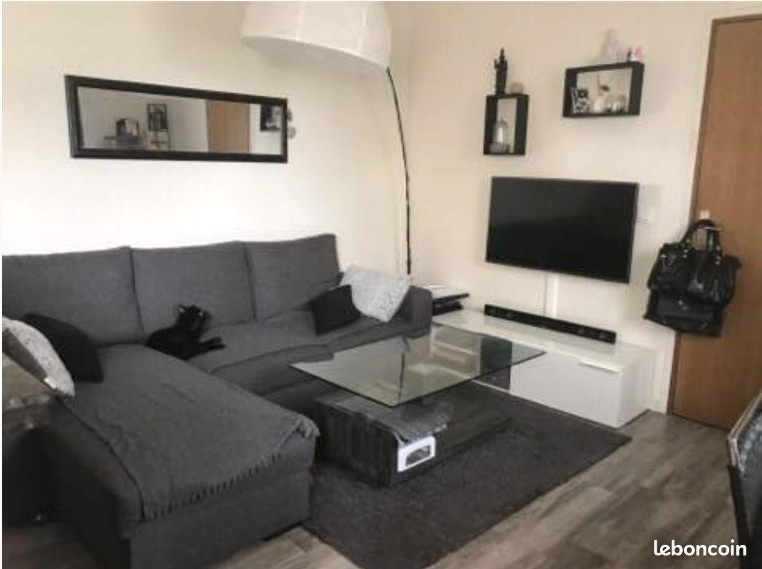 
                                                Location
                                                 Deux-pièces de 32 m² moderne & cosy.