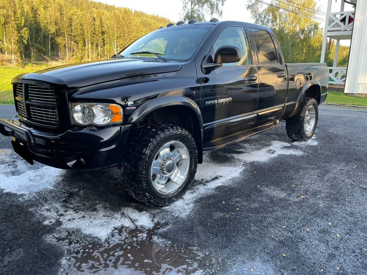 
                                                Voiture
                                                 Dodge RAM