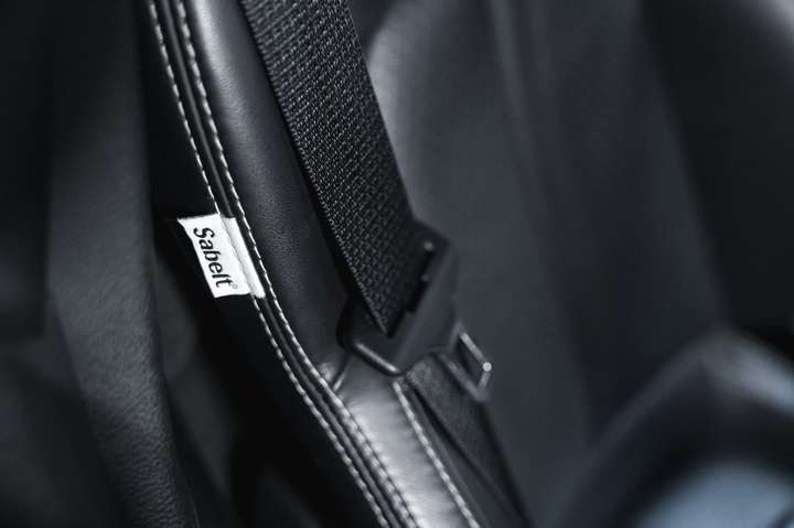 
                                                Voiture
                                                 Dodge Viper GTS V10 8.4 640