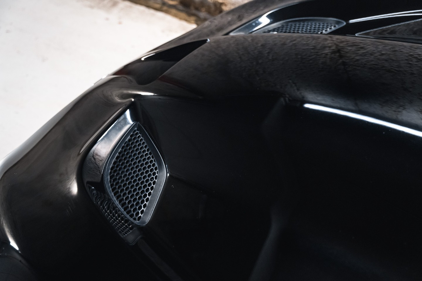 
                                                Voiture
                                                 Dodge Viper GTS V10 8.4 640