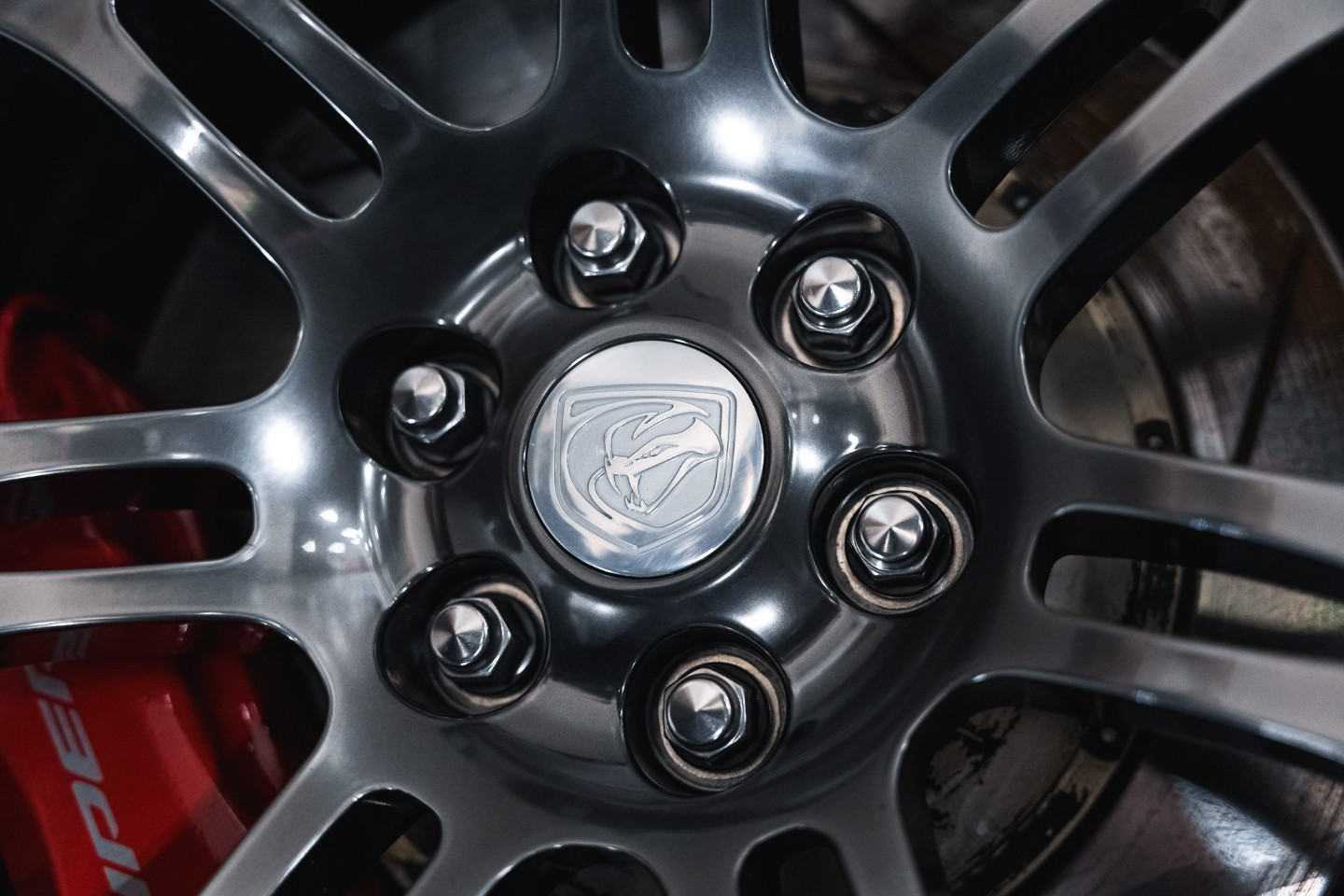 
                                                Voiture
                                                 Dodge Viper GTS V10 8.4 640