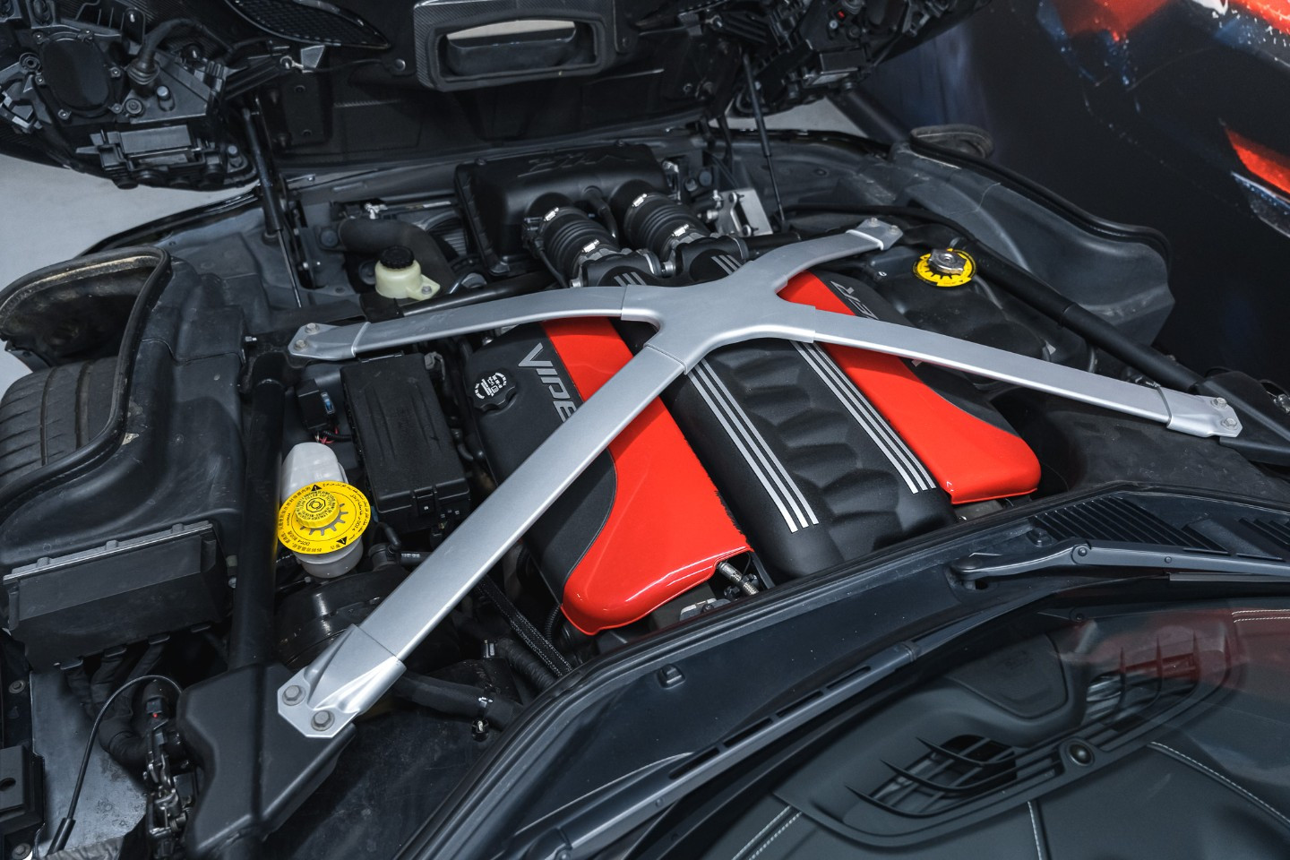 
                                                Voiture
                                                 Dodge Viper GTS V10 8.4 640