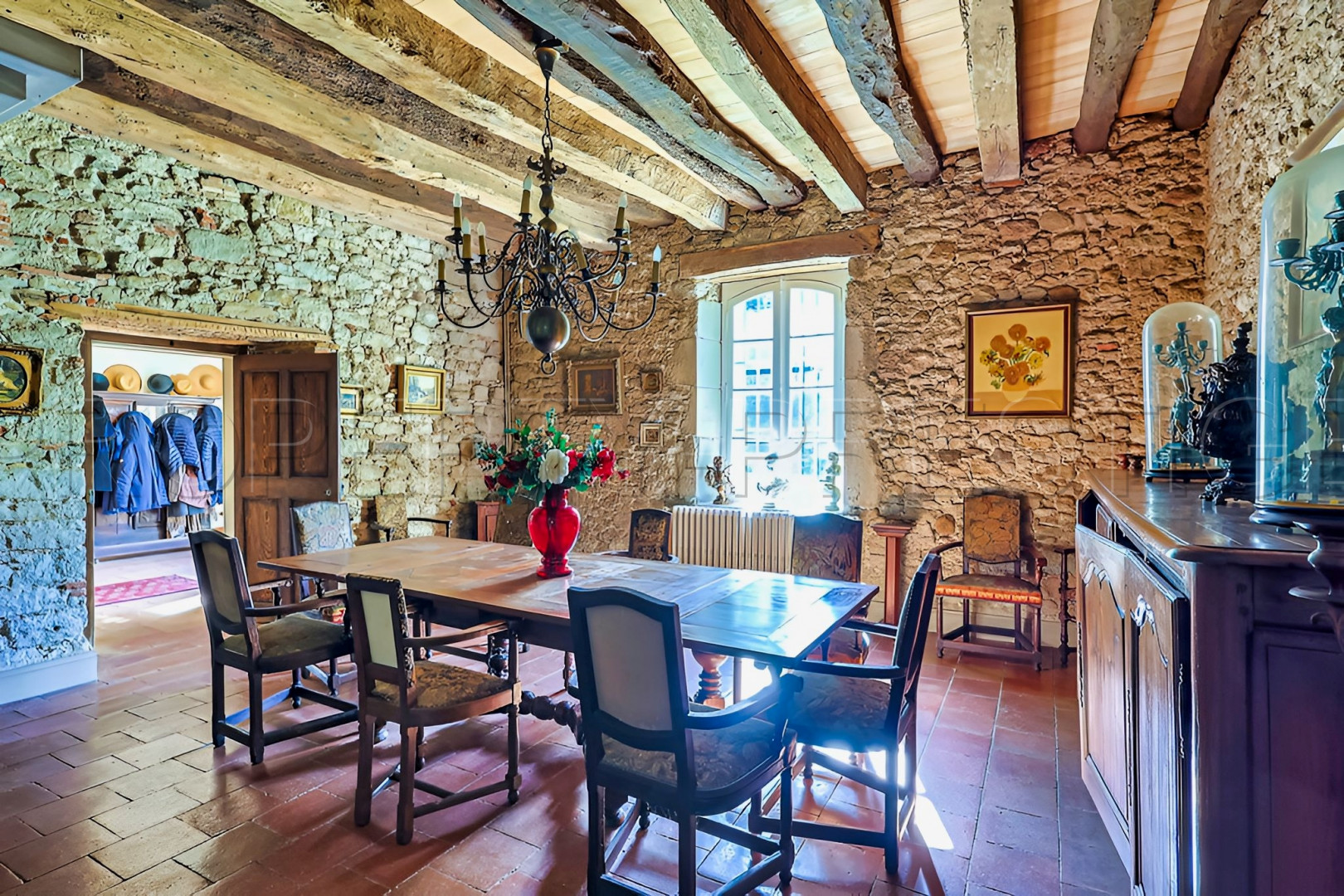 Vente
                                                 DOMAINE HISTORIQUE région Toulouse (Tarn) 2.5 HA