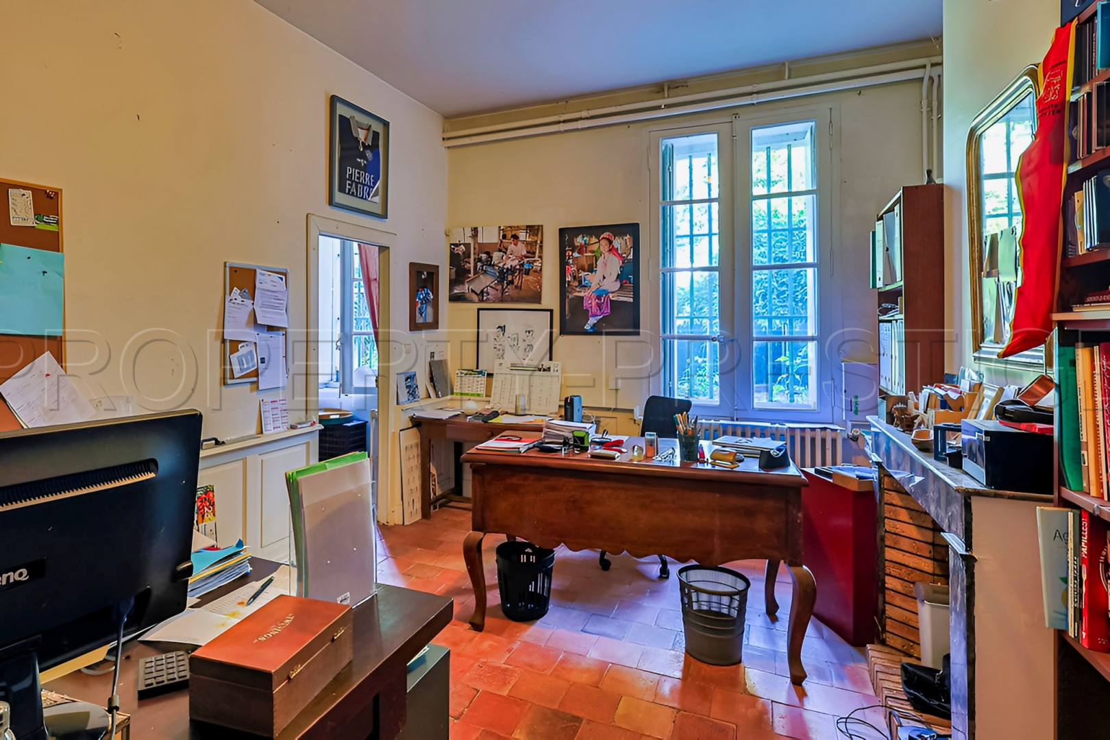 
                                                Vente
                                                 DOMAINE HISTORIQUE région Toulouse (Tarn) 2.5 HA
