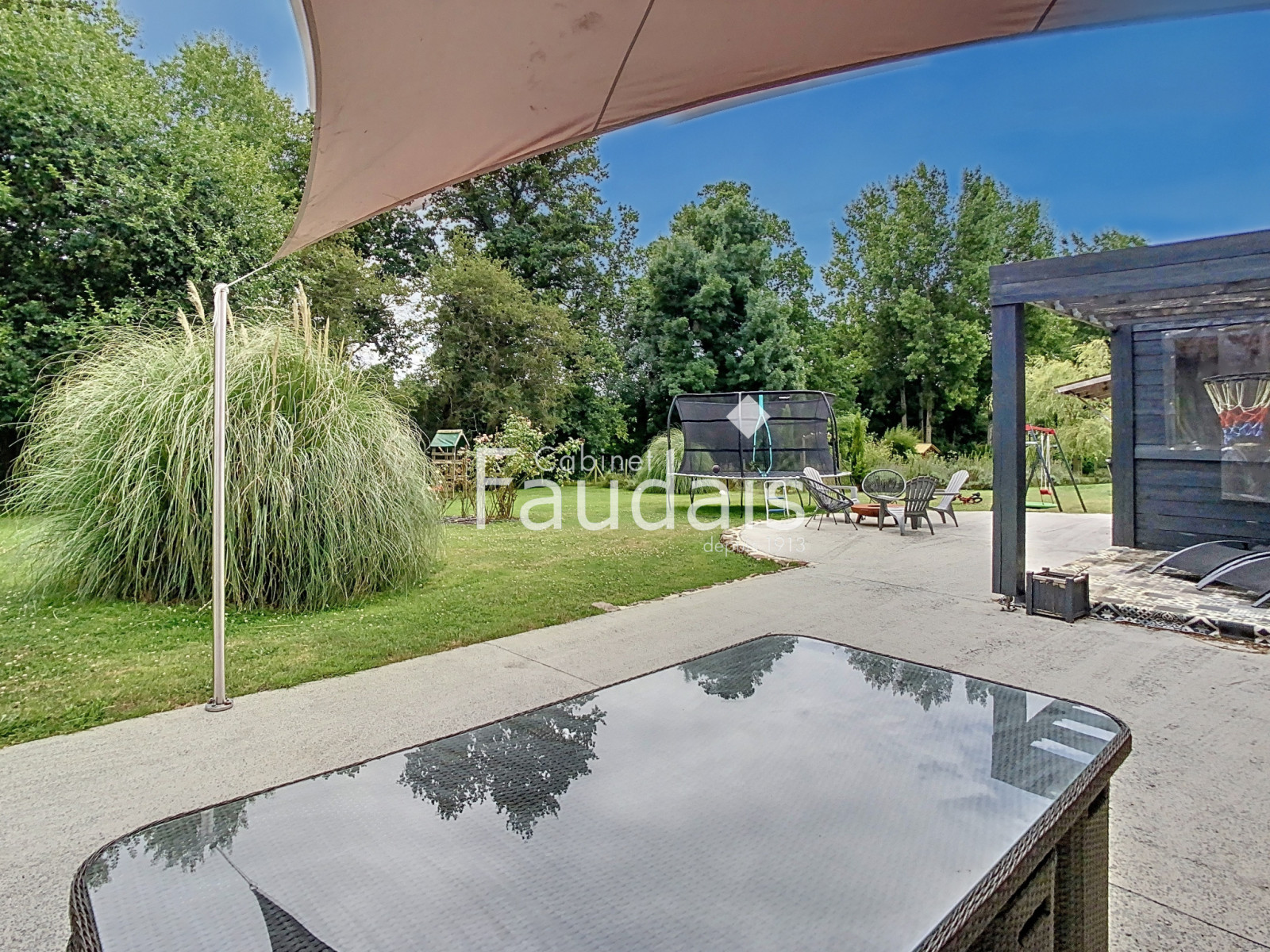 
                                                Vente
                                                 DOMJEAN, Maison en pierre de 170m2 