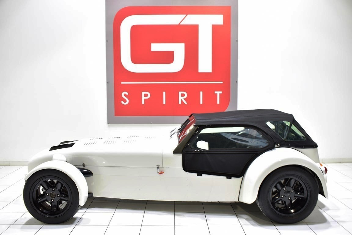 
                                                Voiture
                                                 DONKERVOORT D8 Cosworth
