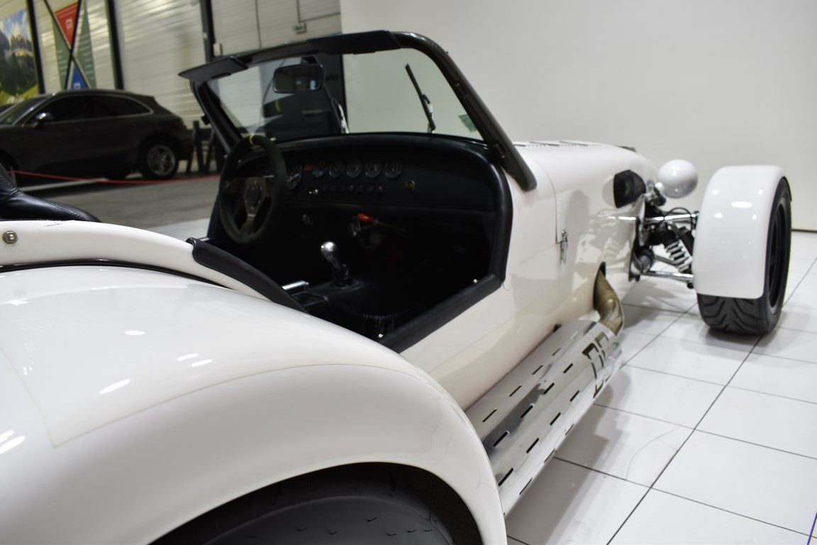 
                                                Voiture
                                                 DONKERVOORT D8 Cosworth
