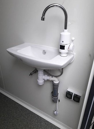 
                                                Outillage, Matériaux
                                                 Double Conteneur Sanitaire 2 WC/WC + Urinoir