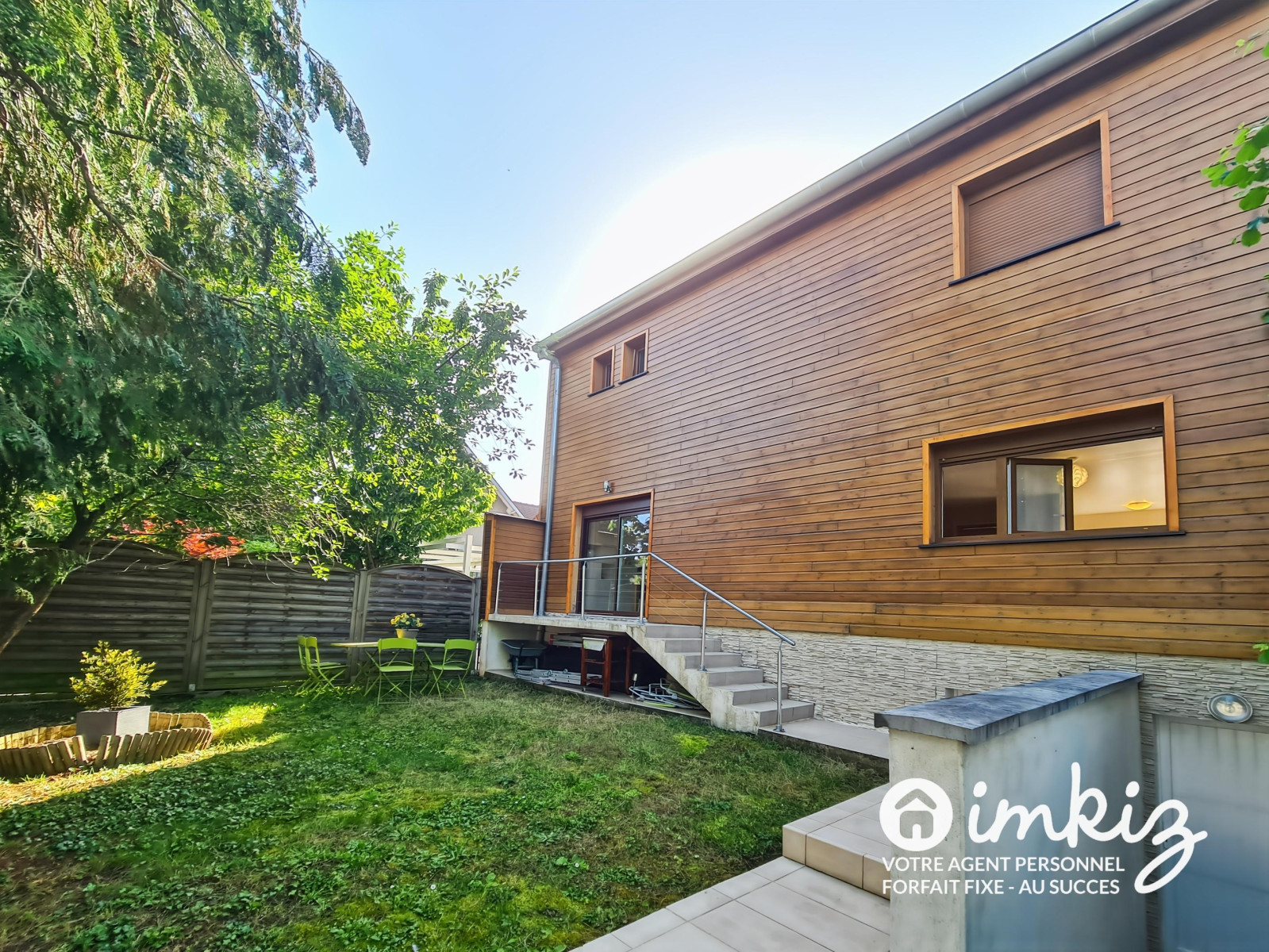 
                                                Vente
                                                 DPE B - Maison ossature bois - Dépendance rénovée