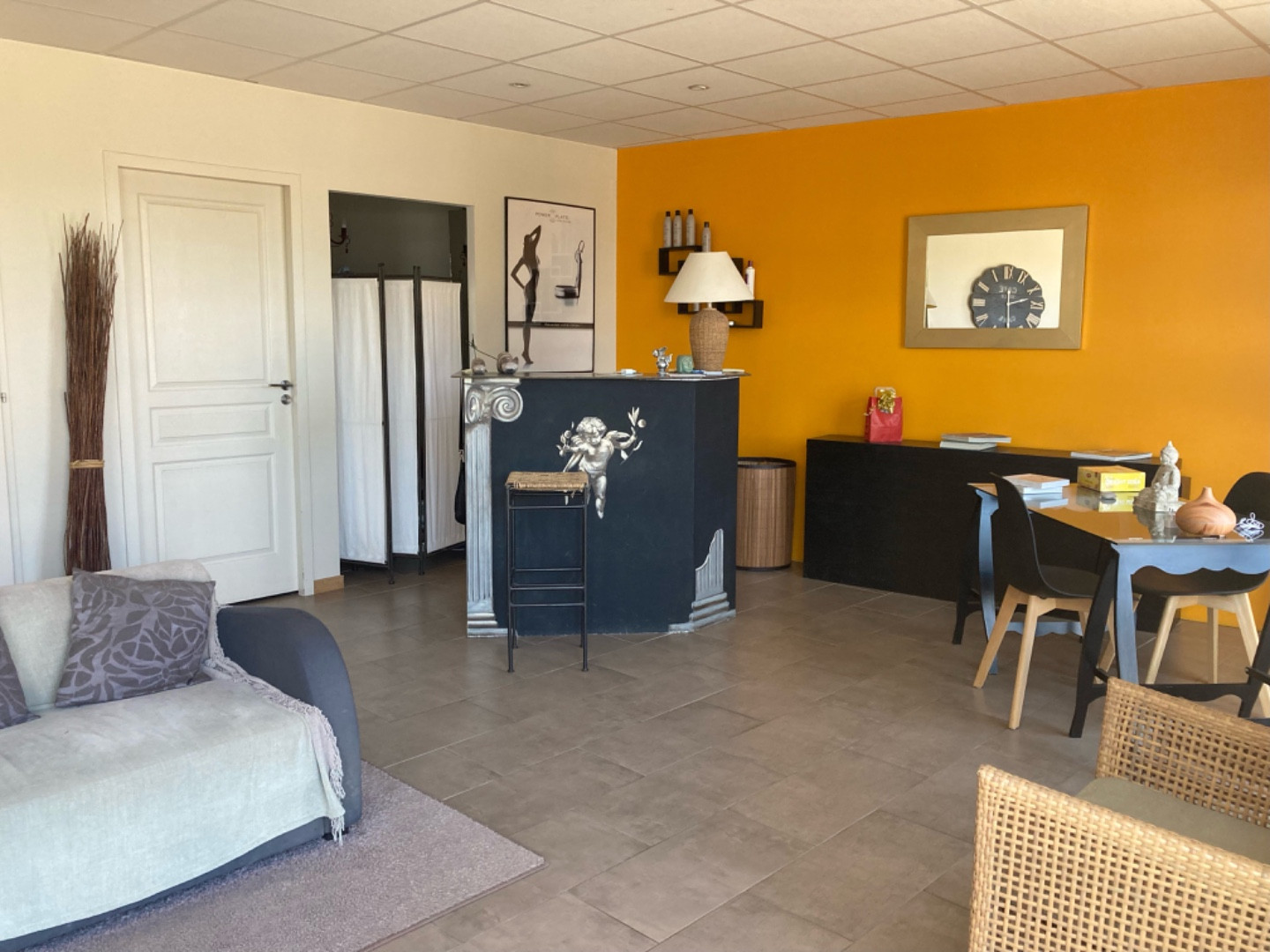 
                                                Vente
                                                 LOCAL SAINT ANDRÉ DE CUBZAC CENTRE