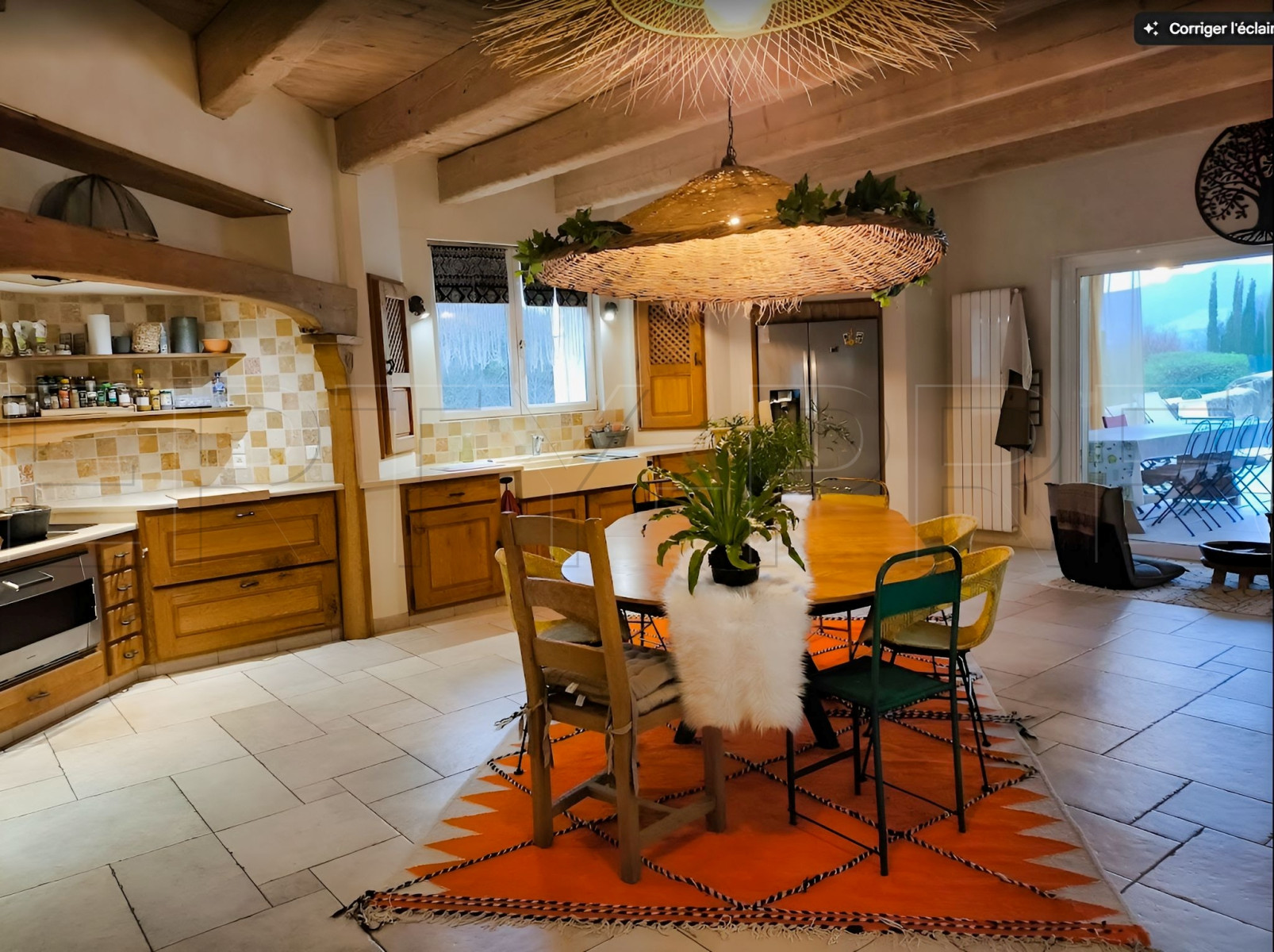 
                                                Vente
                                                 DROME PROVENCALE DOMAINE D'EXCEPTION 15 HA