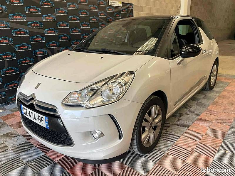 
                                                Voiture
                                                 DS 3 1.6 BlueHDi 100 1560cm3 99cv