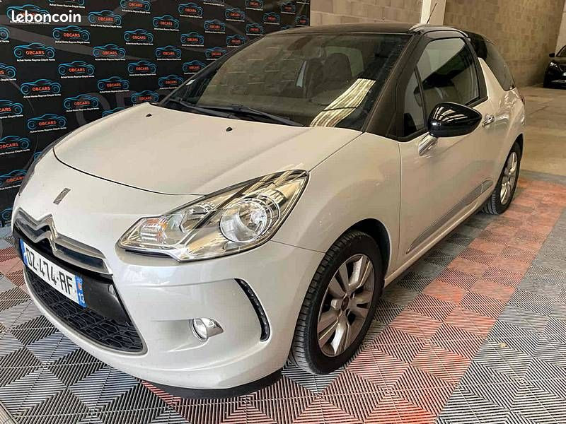 
                                                Voiture
                                                 DS 3 1.6 BlueHDi 100 1560cm3 99cv