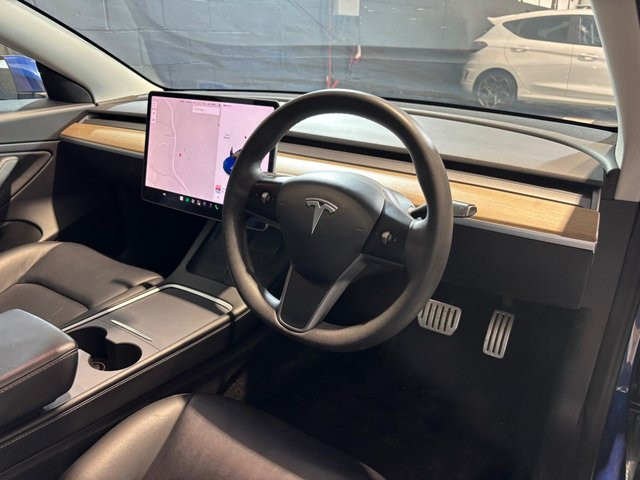 
                                                Voiture
                                                 (Dual Motor) Performance Saloon 4dr Electric Auto 4WDE (Performance Upgrade) (449 bhp)