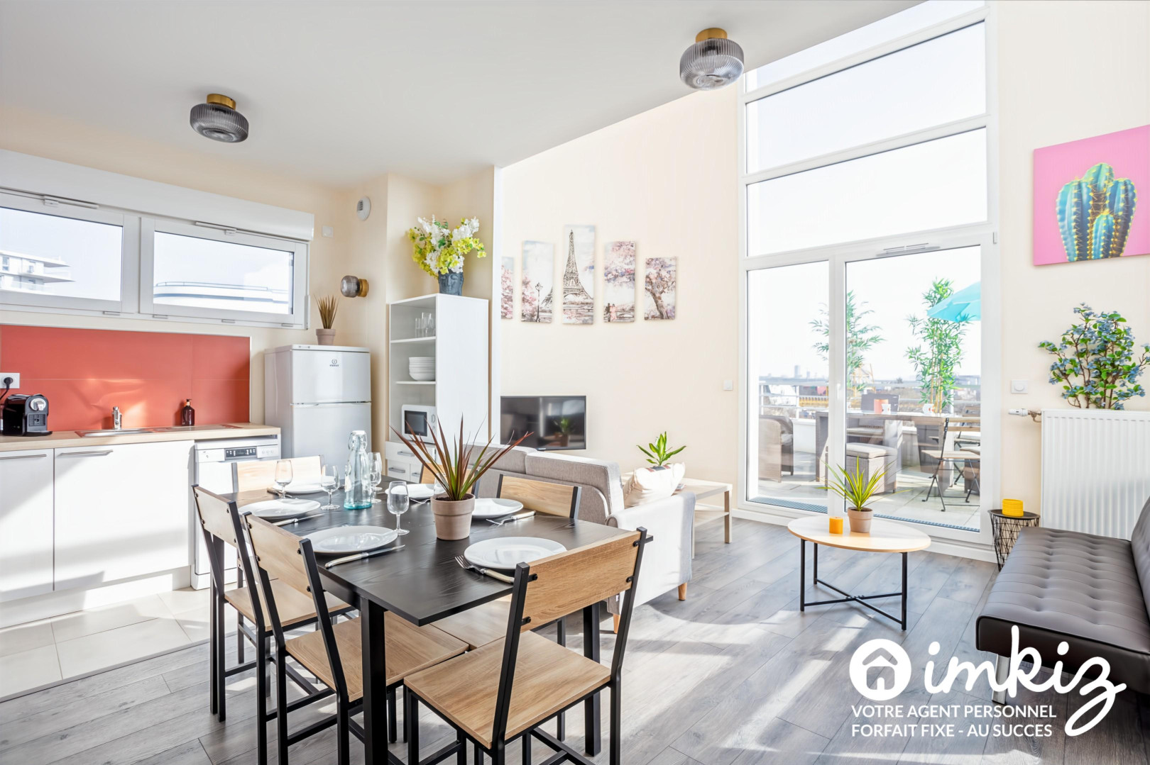 
                                                Vente
                                                 Duplex 111m2 4cha dern étag, terrasse, double park