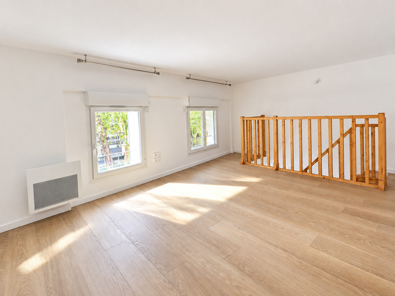 
                                                Vente
                                                 Duplex 2 pièces refait à neuf à Montreuil