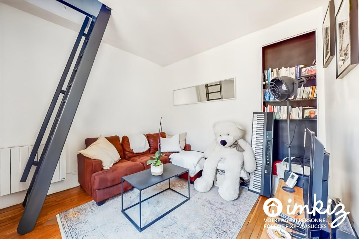
                                                Vente
                                                 Duplex 3 pièces avec Balcon + dépendance