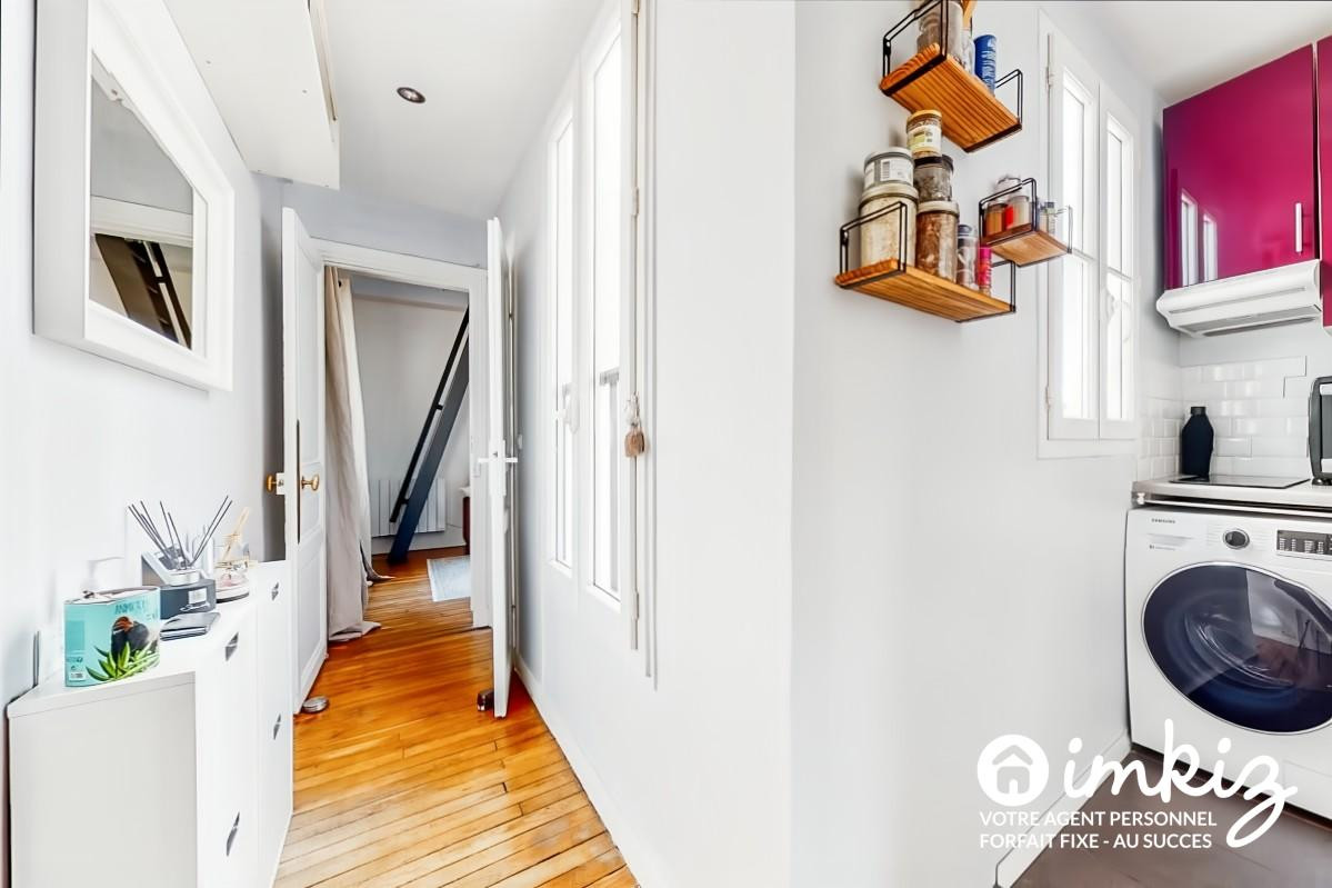 
                                                Vente
                                                 Duplex 3 pièces avec balcon et dépendance