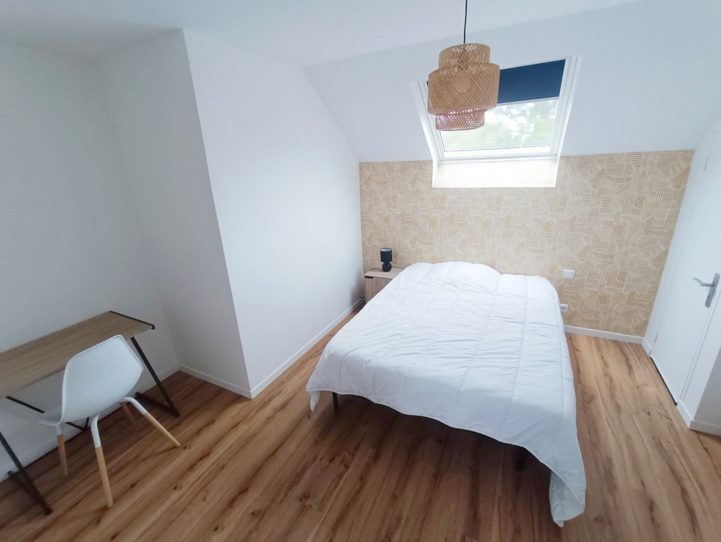 
                                                Vente
                                                 Duplex 4 chambres avec jardin