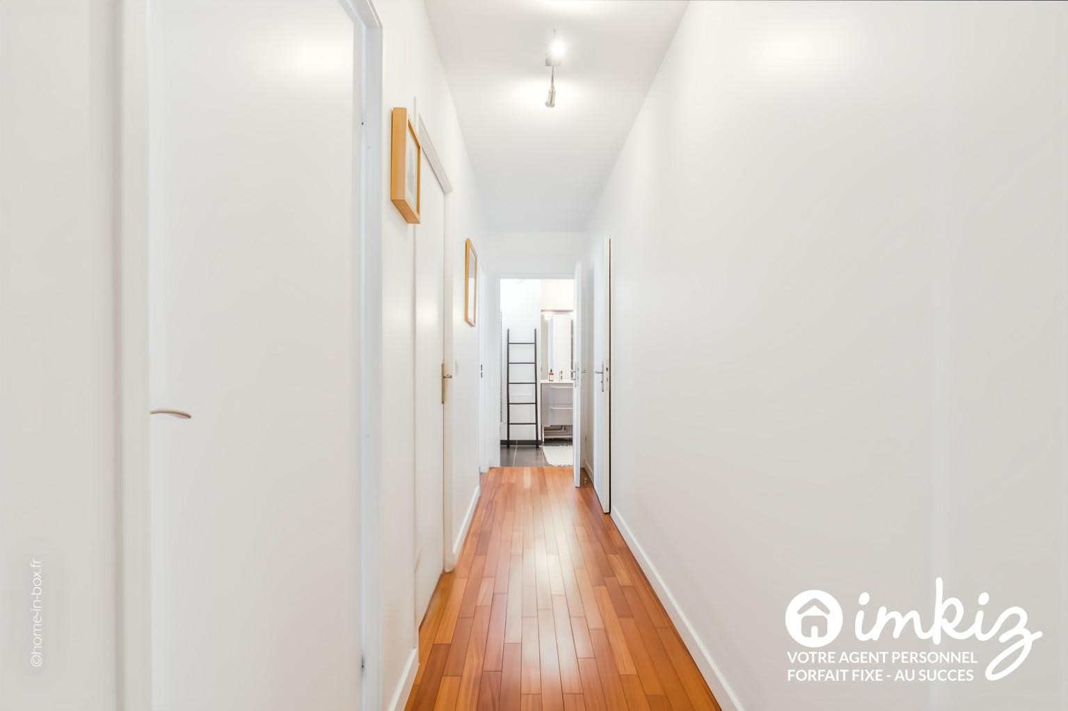 
                                                Vente
                                                 Duplex 4 pièces