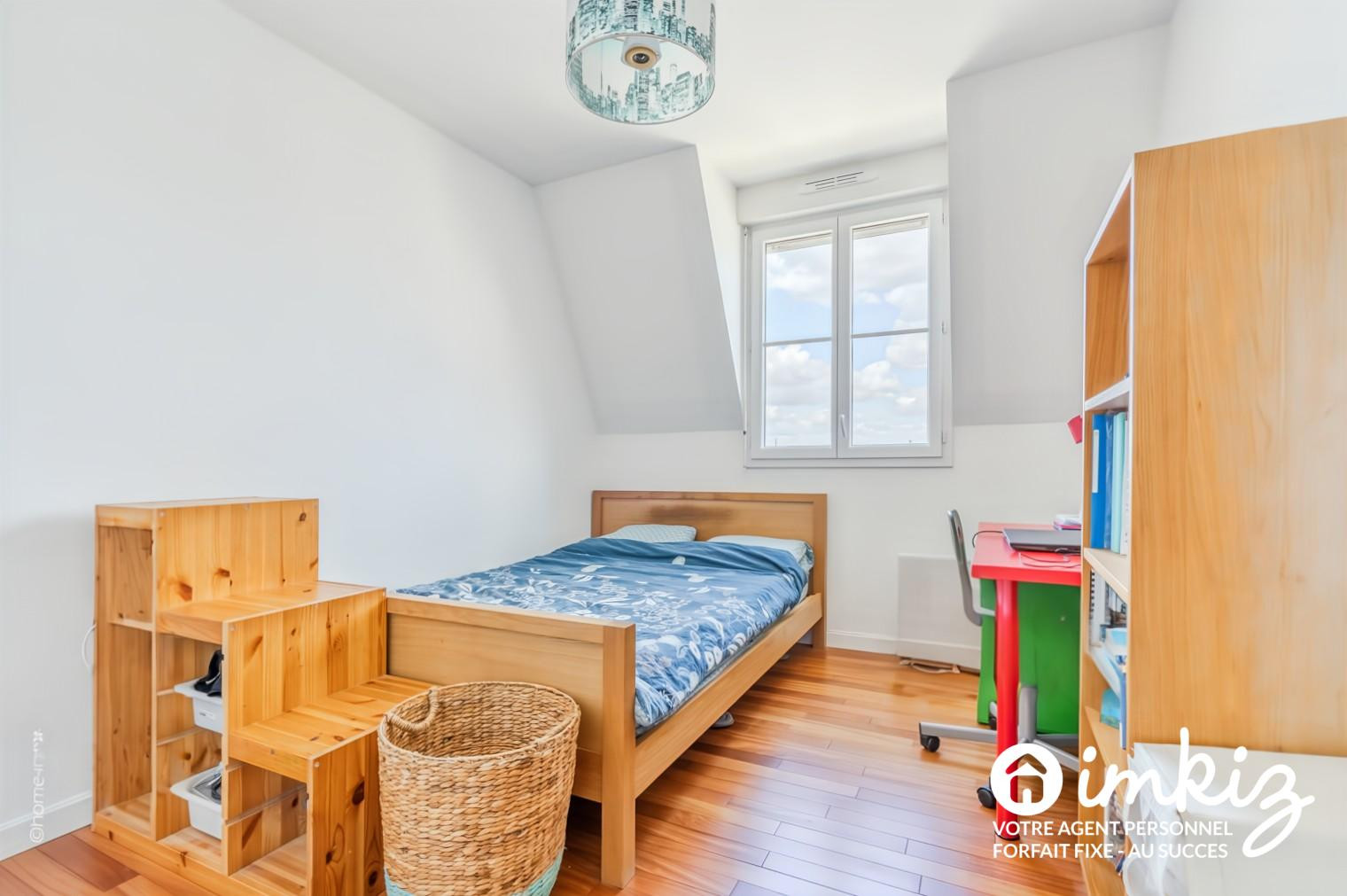 
                                                Vente
                                                 Duplex 4 pièces