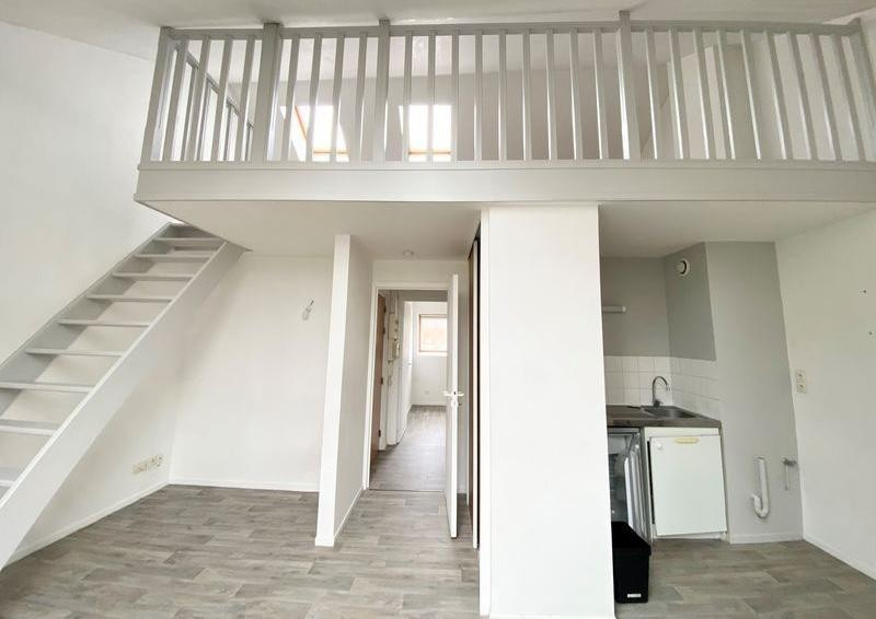 
                                                Location
                                                 Duplex 40 m2 à louer à Lille