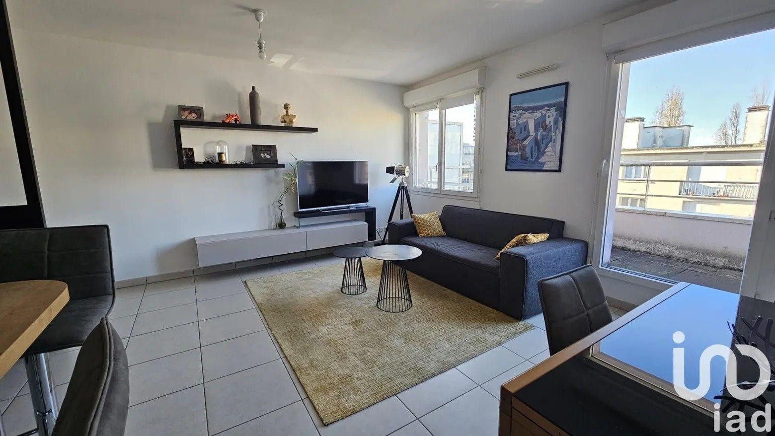 
                                                Location
                                                 Duplex 4P meublé, balcon, pking, 78m2 boutin/96m2